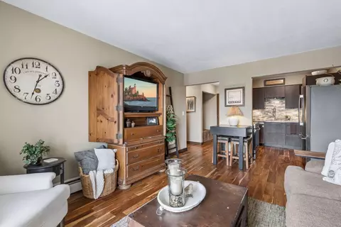 3155 Old Highway 8 #306, Saint Anthony, MN 55418