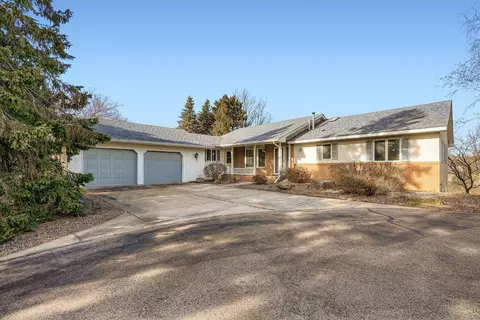 9320 53rd St N, Lake Elmo, MN 55042