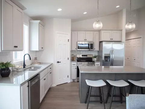 7342 29th St S, Fargo, ND 58104 photo 9