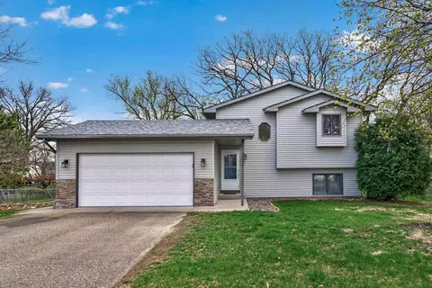 25931 8th St W, Zimmerman, MN 55398