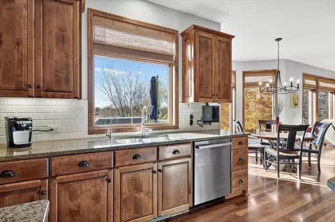 Kitchen - 3967 Wild Meadows Dr, Hamel, MN 55340 photo 8 of 9