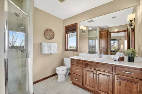 Bath - 3967 Wild Meadows Dr, Hamel, MN 55340 photo 8 of 10