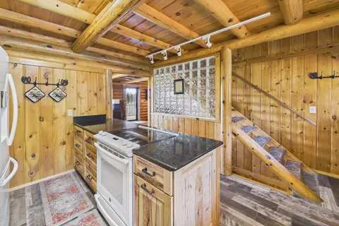 Kitchen - 36360 County 39, Laporte, MN 56461 photo 3 of 4