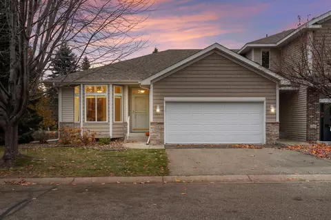 2247 Liberty Ln, Eagan, MN 55122