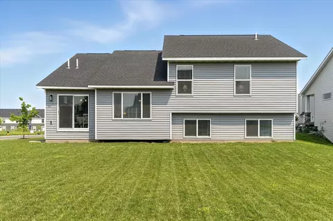 2804 Trinity Dr, Shakopee, MN 55379 photo 54