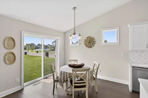 2804 Trinity Dr, Shakopee, MN 55379 photo 18