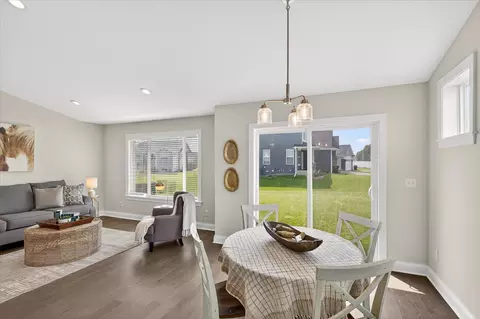2804 Trinity Dr, Shakopee, MN 55379 photo 16