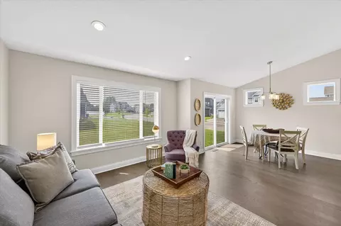 2804 Trinity Dr, Shakopee, MN 55379 photo 21