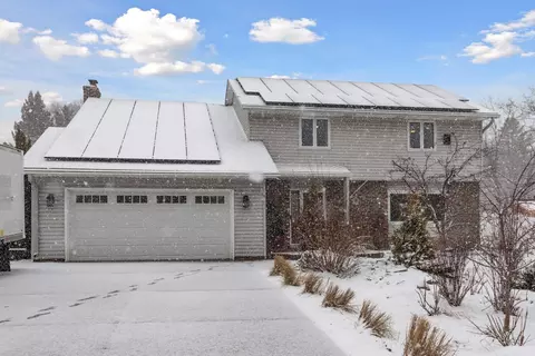 5811 130th Street Ct, Apple Valley, MN 55124