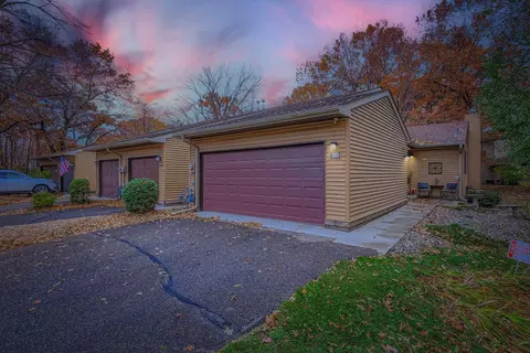104 South Dr, Circle Pines, MN 55014