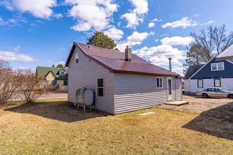 Exterior - 25 4th Ave, Soudan, MN 55782 photo 6 of 8