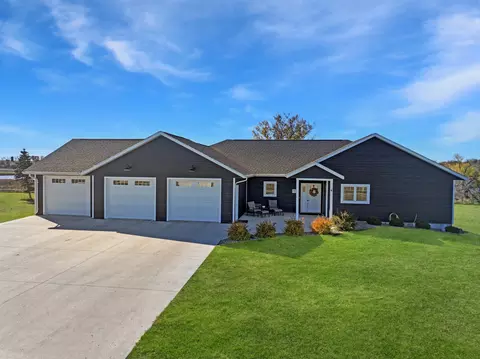 3010 Eastbay Ave, Balaton, MN 56115