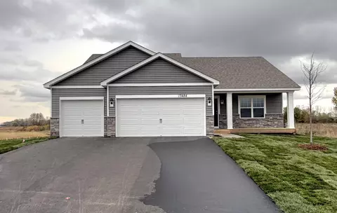 17484 Dulles Ln, Lakeville, MN 55044
