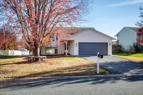 348 Columbine Ln, Shakopee, MN 55379