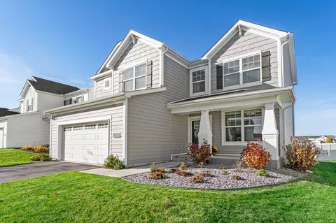 18335 Glenbridge Ave, Lakeville, MN 55044