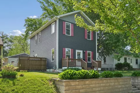 113 Van Buren Ave S, Hopkins, MN 55343