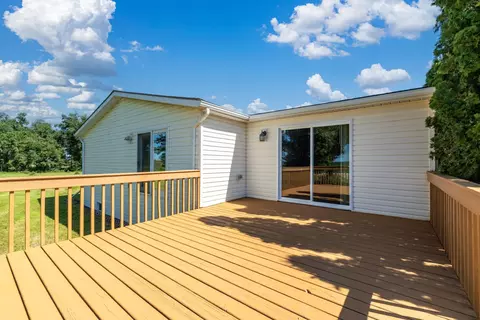 Exterior - 755 240th Ave SW, Appleton, MN 56208 photo 2 of 15