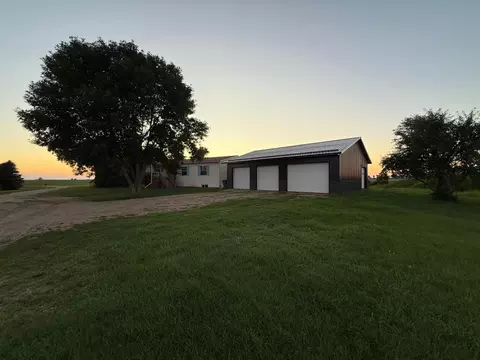 Exterior - 755 240th Ave SW, Appleton, MN 56208 photo 6 of 15