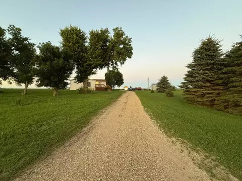 Exterior - 755 240th Ave SW, Appleton, MN 56208 photo 8 of 15
