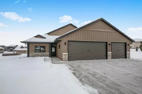 1317 Iris Ln, Saint Joseph, MN 56374