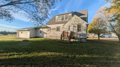 567 6th St, Buffalo Lake, MN 55314