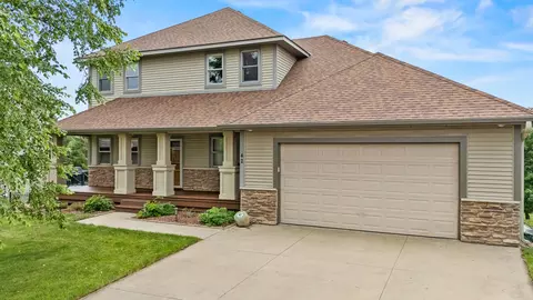 42 Stone Harbor Pl, Hudson, WI 54016