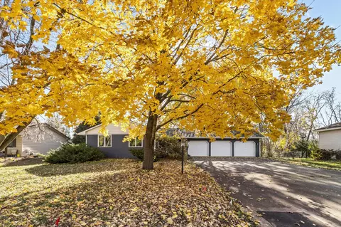 16405 13th Ave N, Plymouth, MN 55447