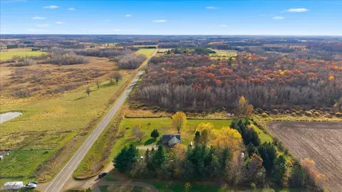 1277 Delta St, Ogilvie, MN 56358