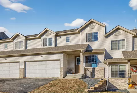 740 Baylee Pl SW, Pine Island, MN 55963