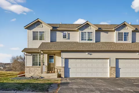 748 Baylee Pl SW, Pine Island, MN 55963