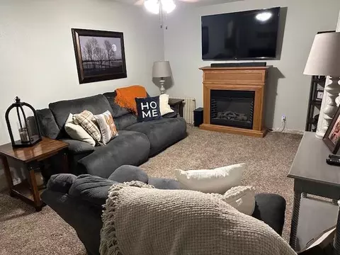 Living - 537 Cedar Ave, Westbrook, MN 56183 photo 2 of 5