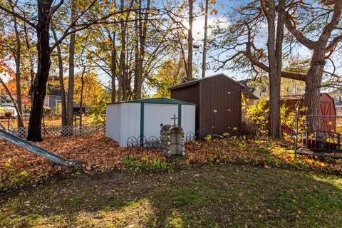Exterior - 531 2nd St NW, Faribault, MN 55021 photo 5 of 7