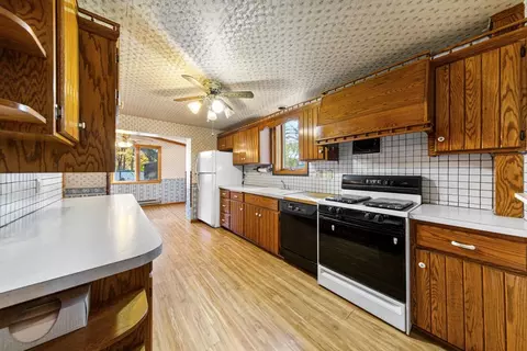 Kitchen - 531 2nd St NW, Faribault, MN 55021 photo 1 of 5