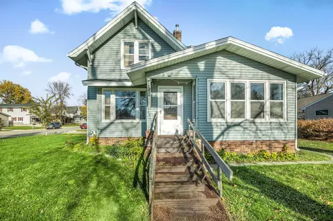 1224 Becker Ave SW, Willmar, MN 56201