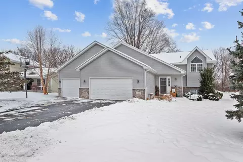 613 Ash Cir, Belle Plaine, MN 56011