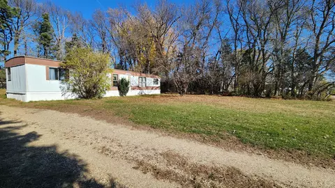 Exterior - 512 2nd St W, Jasper, MN 56144 photo 2 of 6