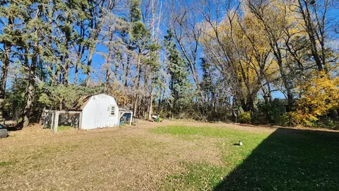 Exterior - 512 2nd St W, Jasper, MN 56144 photo 5 of 6