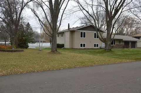 816 Clark Pl, Saint Cloud, MN 56301 photo 31