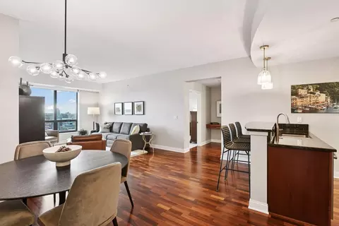 100 3rd Ave S #2201, Minneapolis, MN 55401