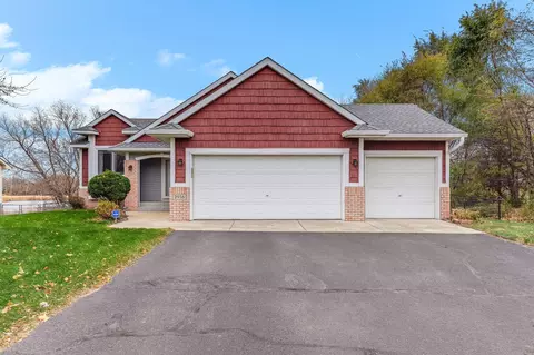 2956 Rice Creek Pkwy NE, Blaine, MN 55449
