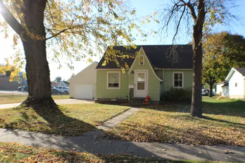1311 N Elm St, Fairmont, MN 56031