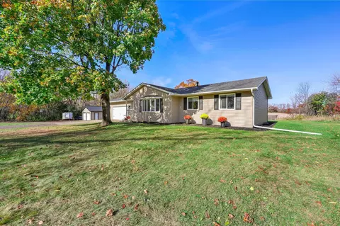 875 309th Ln NW, Cambridge, MN 55008