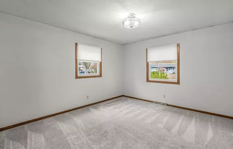 704 11th Ave SE, Willmar, MN 56201 photo 8