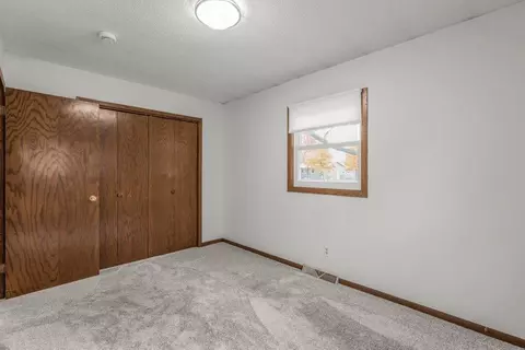 704 11th Ave SE, Willmar, MN 56201 photo 10