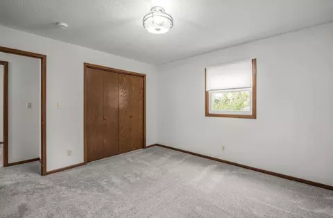704 11th Ave SE, Willmar, MN 56201 photo 9