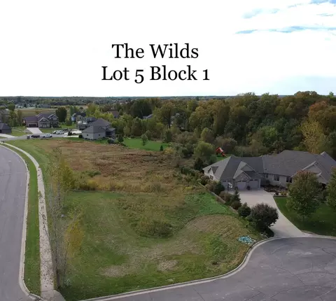 1411 Bear Path Ct, Sartell, MN 56377
