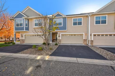 3114 Frontier Dr, Woodbury, MN 55129
