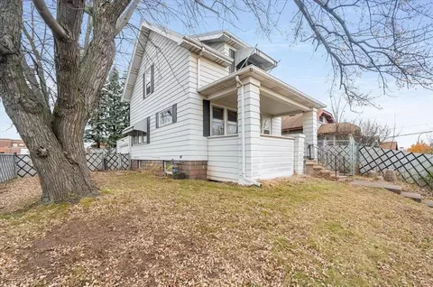 330 N 46th Ave W, Duluth, MN 55807 photo 2