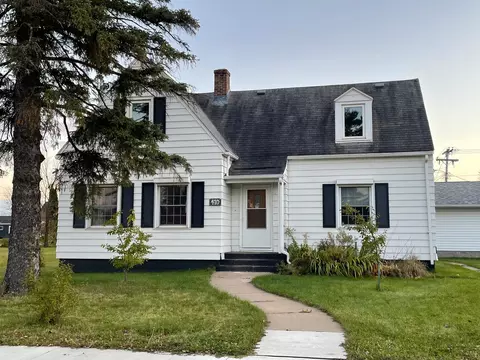 410 S Main St, Biwabik, MN 55708