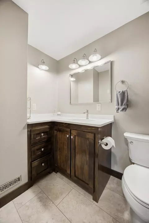 21 35th Ave NE, Fargo, ND 58102 photo 27